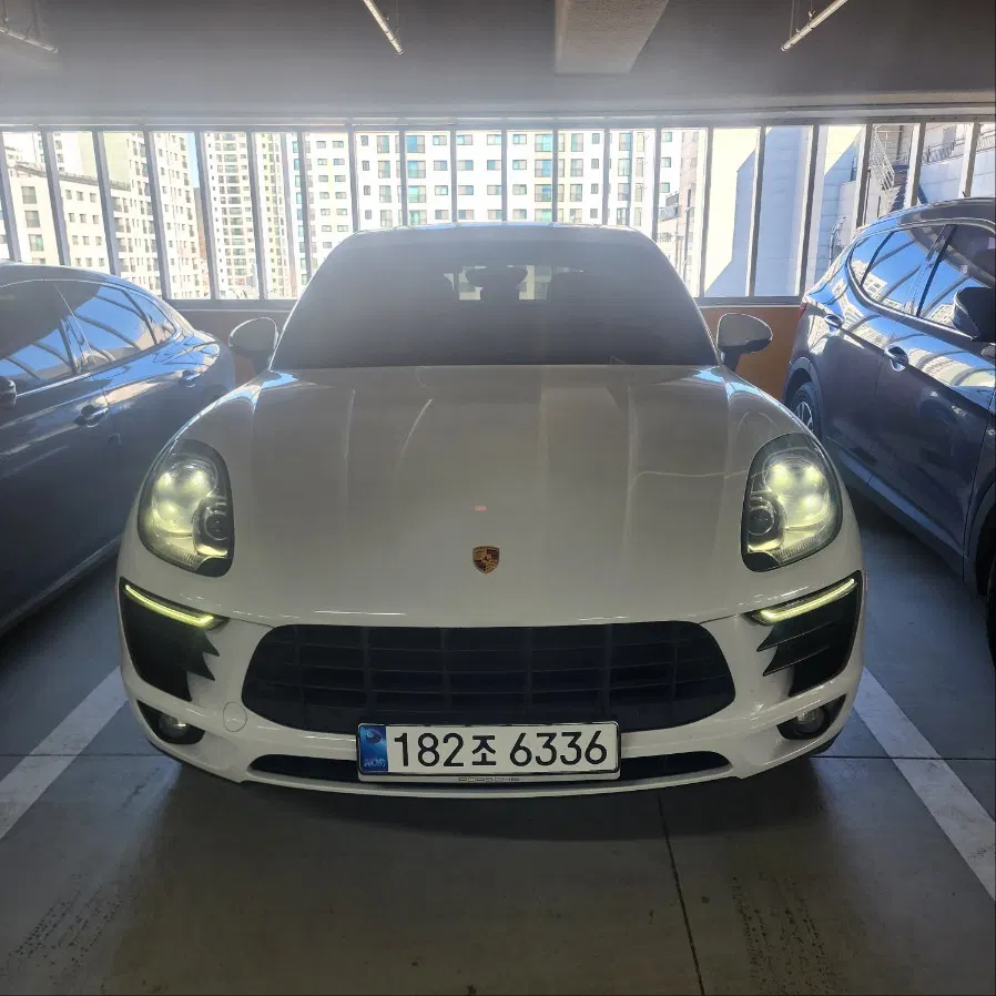 Porsche Macan 2.0 2017 — photo 1 sur 15