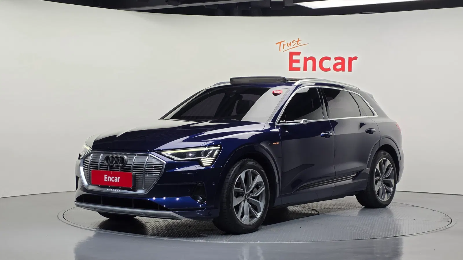 Audi e-tron 55 Quattro 2022 — photo 1 sur 30