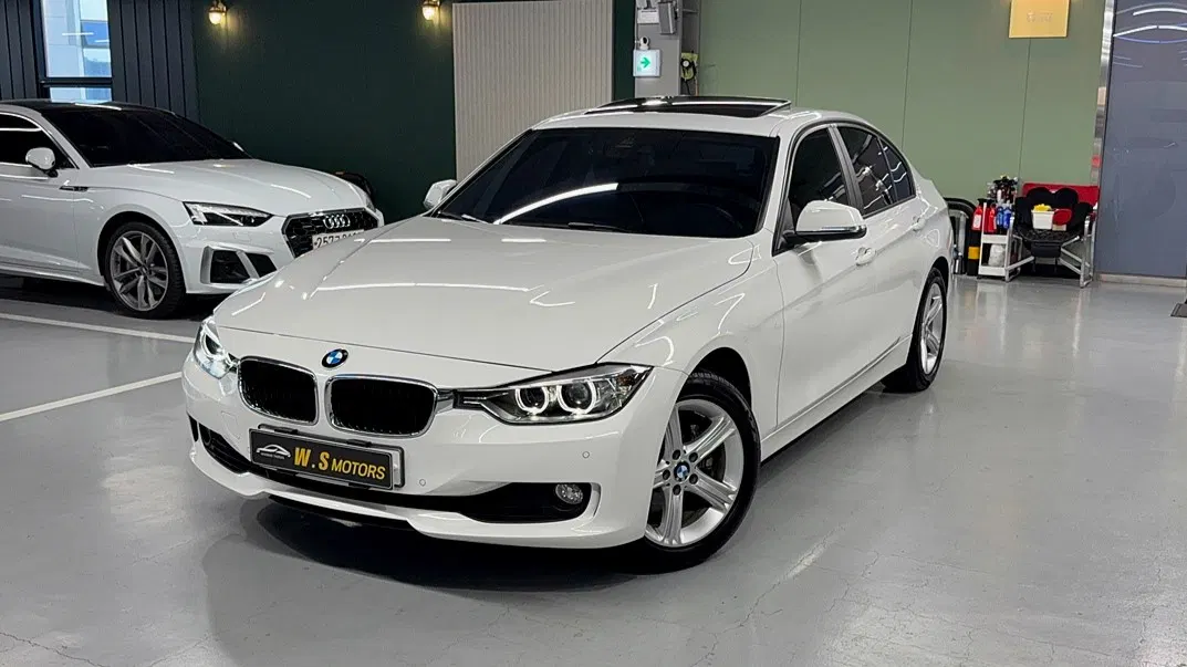 BMW Série 3 (F30) 320i 2015 — photo 1 sur 26