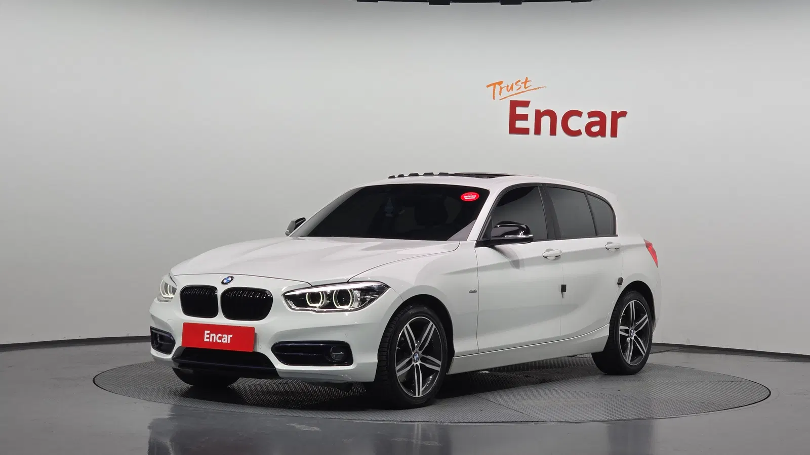 BMW Série 1 (F20) 118d Sport 5 portes 2017 — photo 1 sur 20