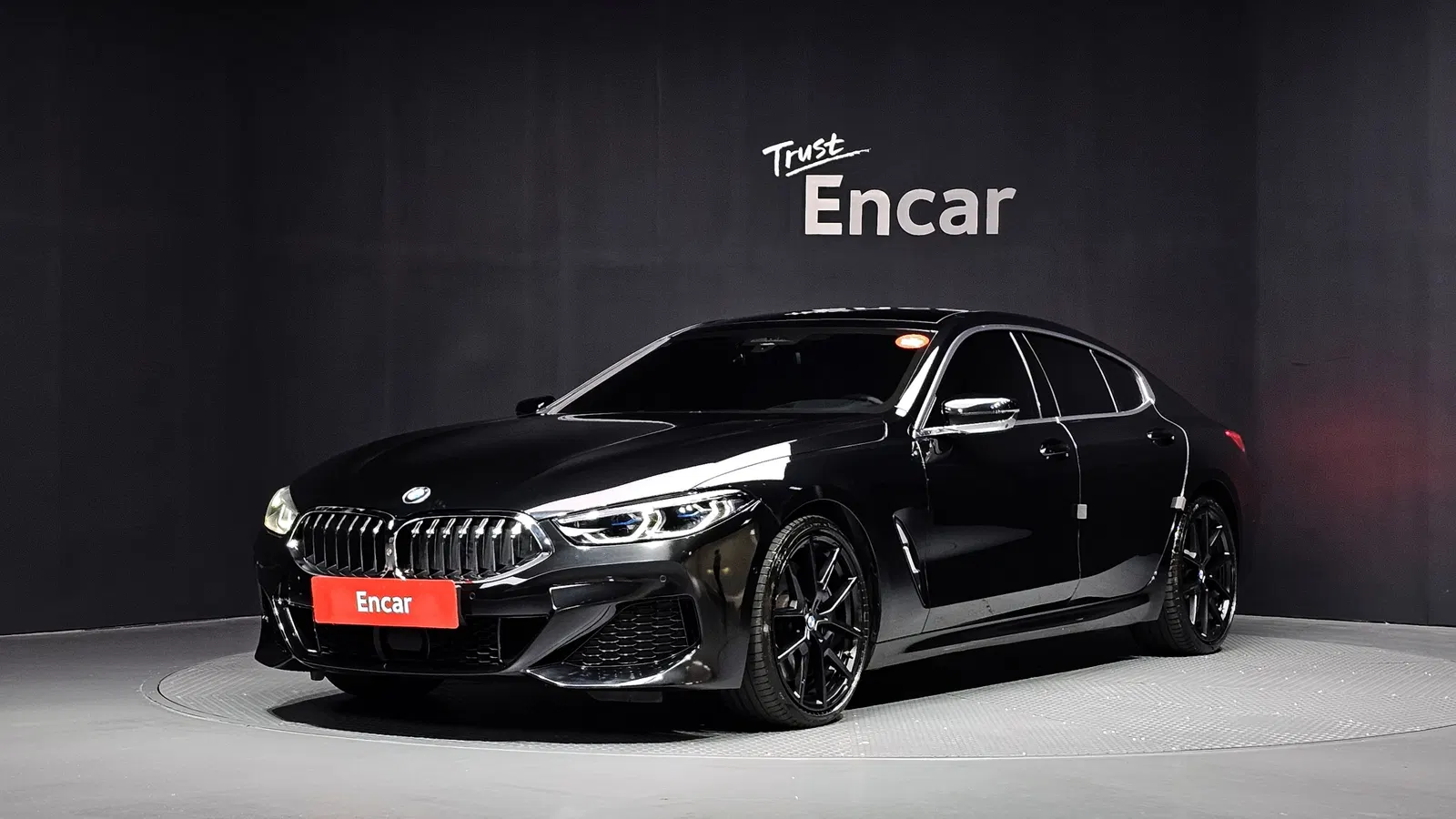 BMW Série 8 (G15) 840i xDrive M Sport GranCoupé 2020 — photo 1 sur 34
