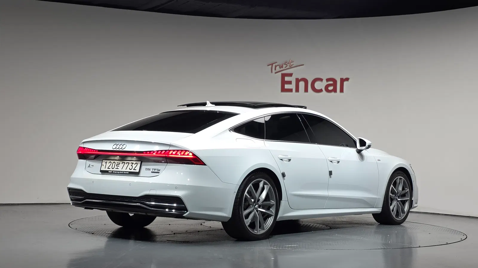 Audi A7 (4K) 55 TFSI Quattro Premium 2020 — photo 1 sur 37