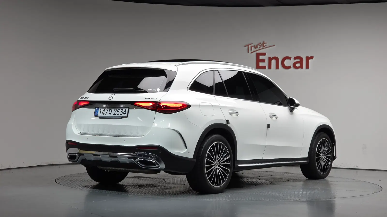 Mercedes-Benz GLC AMG Line · GLC300 4MATIC (X254) 2023 — photo 1 sur 40