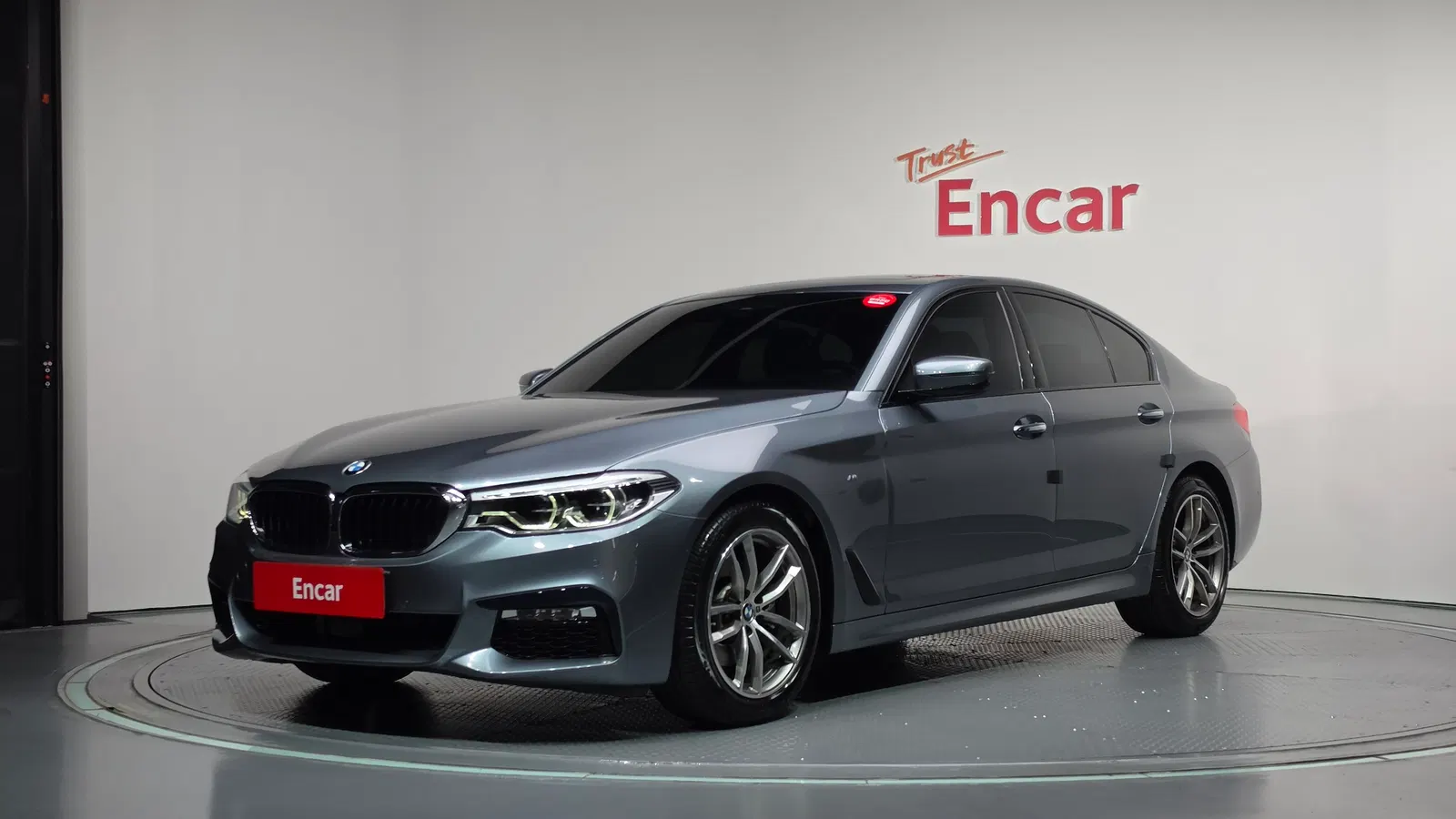 BMW Série 5 (G30) 520d xDrive M Sport 2017 — photo 1 sur 20