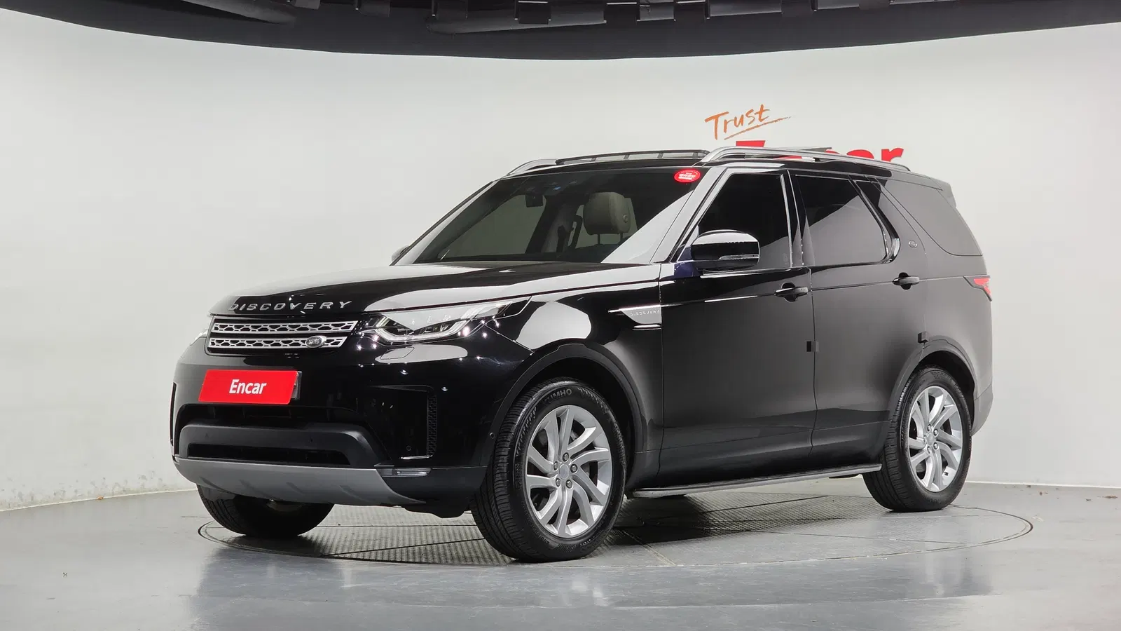 Land Rover Discovery 5 3.0 TD6 HSE 2019 — photo 1 sur 33