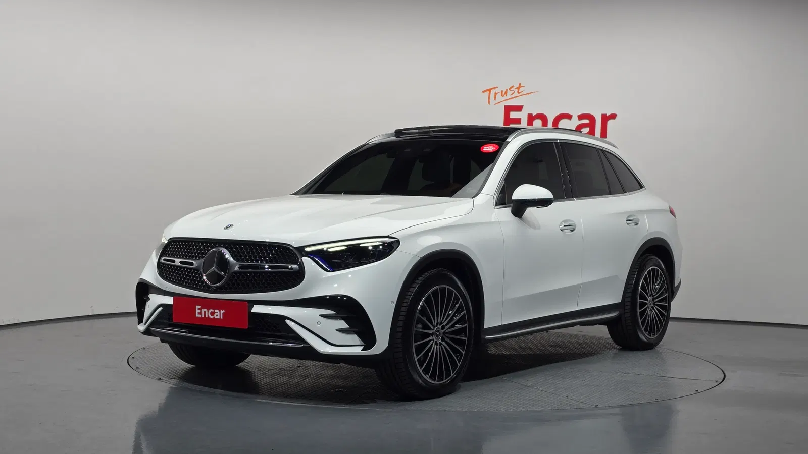 Mercedes-Benz GLC AMG Line · GLC300 4MATIC (X254) 2025 — photo 1 sur 32