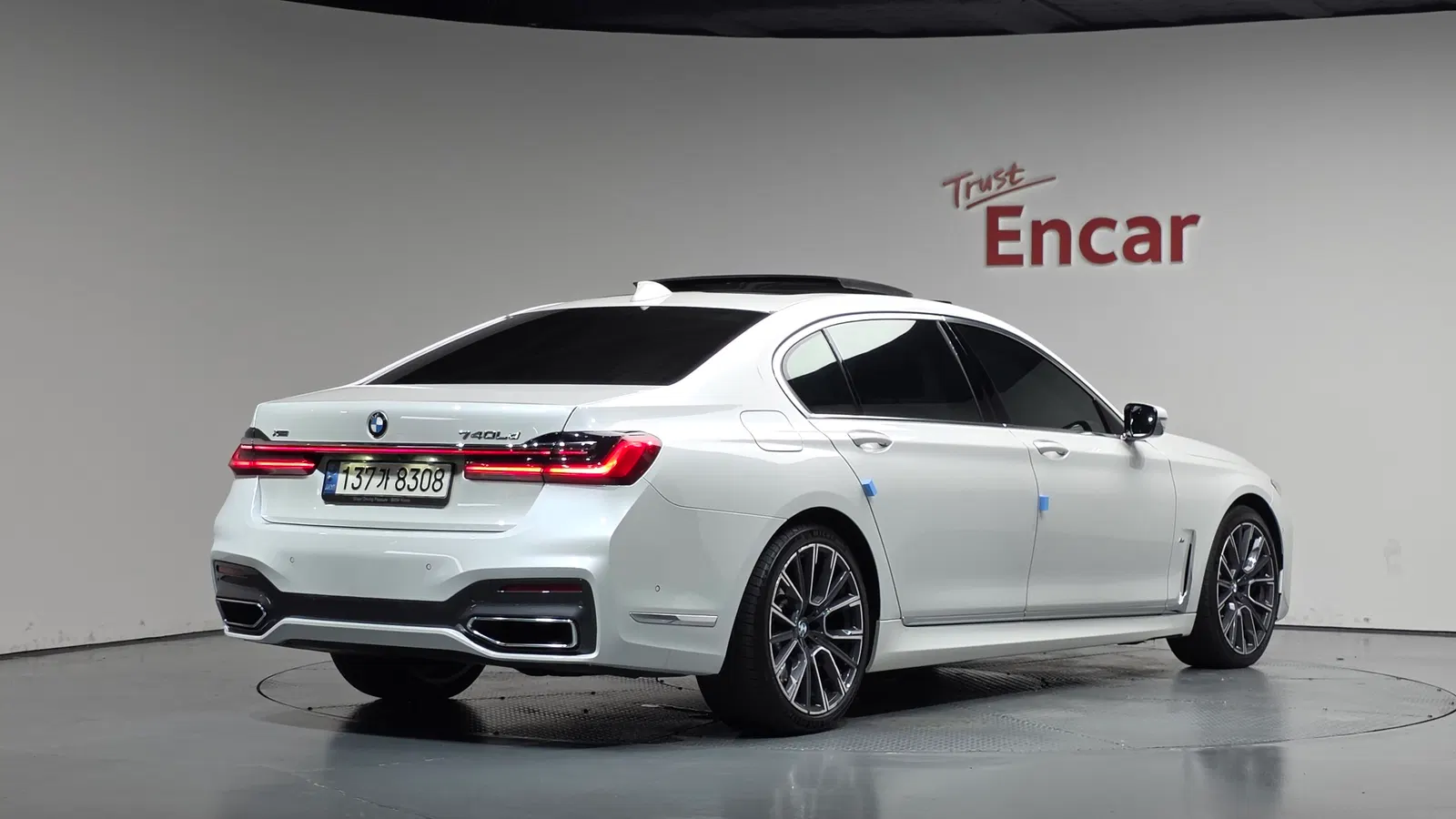 BMW Série 7 (G11) 730Ld xDrive M Sport 2021 — photo 1 sur 43