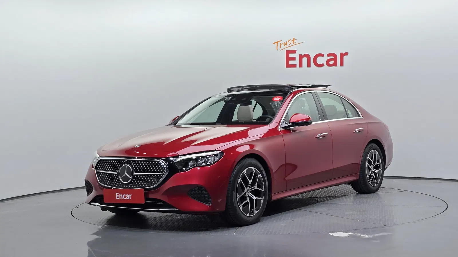 Mercedes-Benz Classe E E200 Avantgarde (W214) 2025 — photo 1 sur 20
