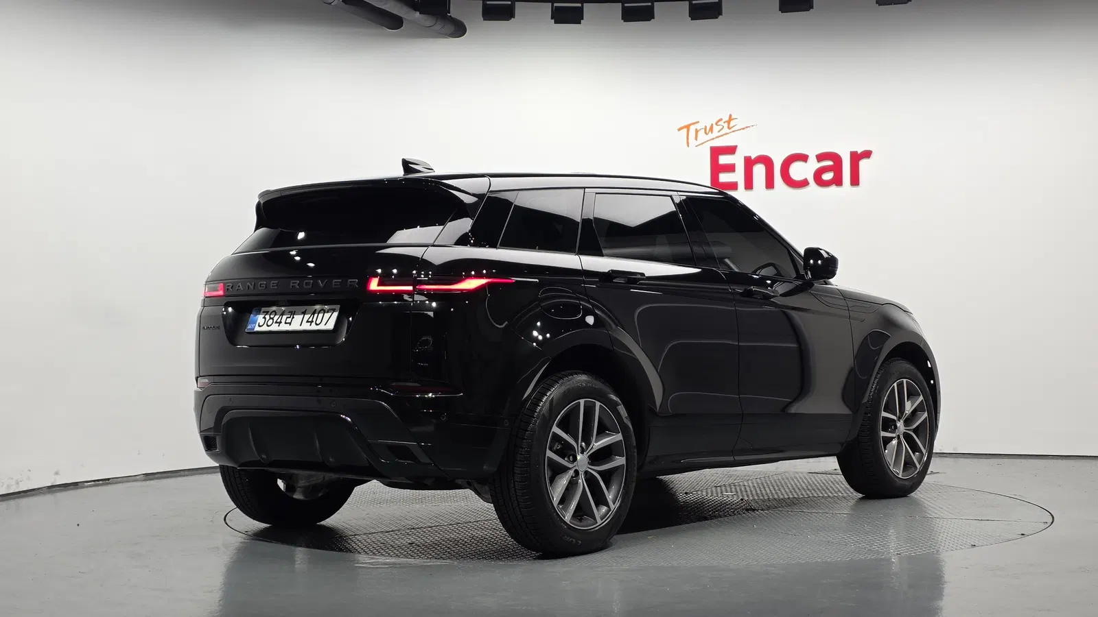 Land Rover Range Rover Evoque 2e génération P250 Dynamic SE 2026 — photo 1 sur 33