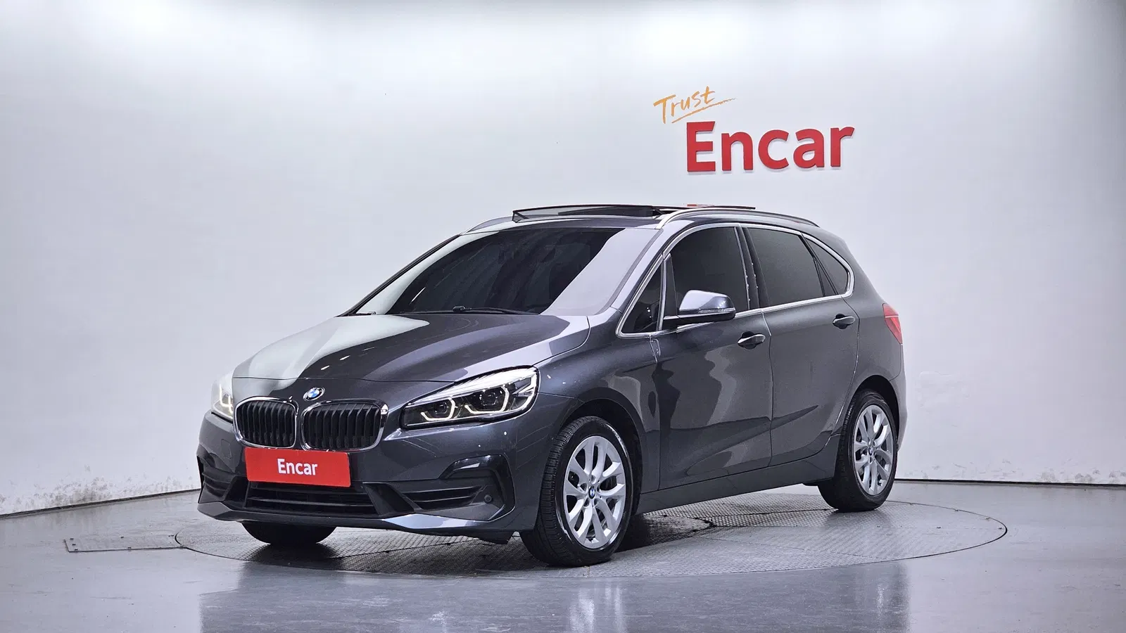 BMW Série 2 Active Tourer (F45) Joy 2019 — photo 1 sur 30