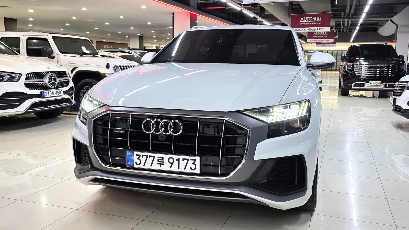 Audi Q8 (4M) 50 TDI Quattro Premium 2021 — photo 1 sur 26
