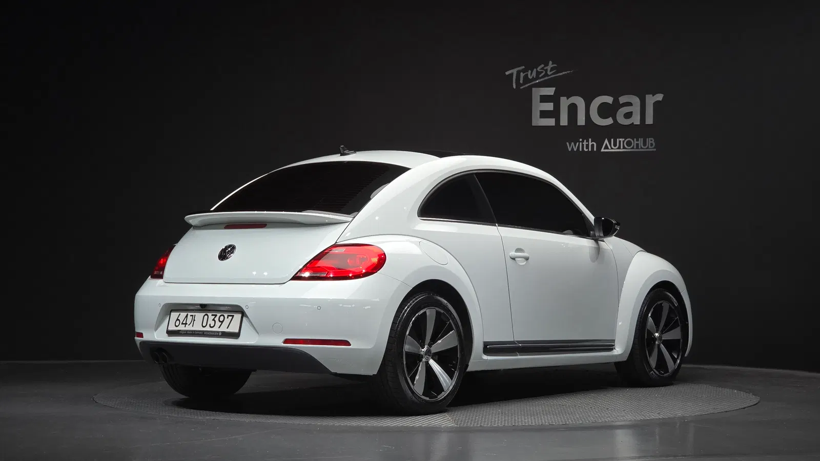 Volkswagen Beetle 2.0 TDI Premium 2015 — photo 1 sur 30