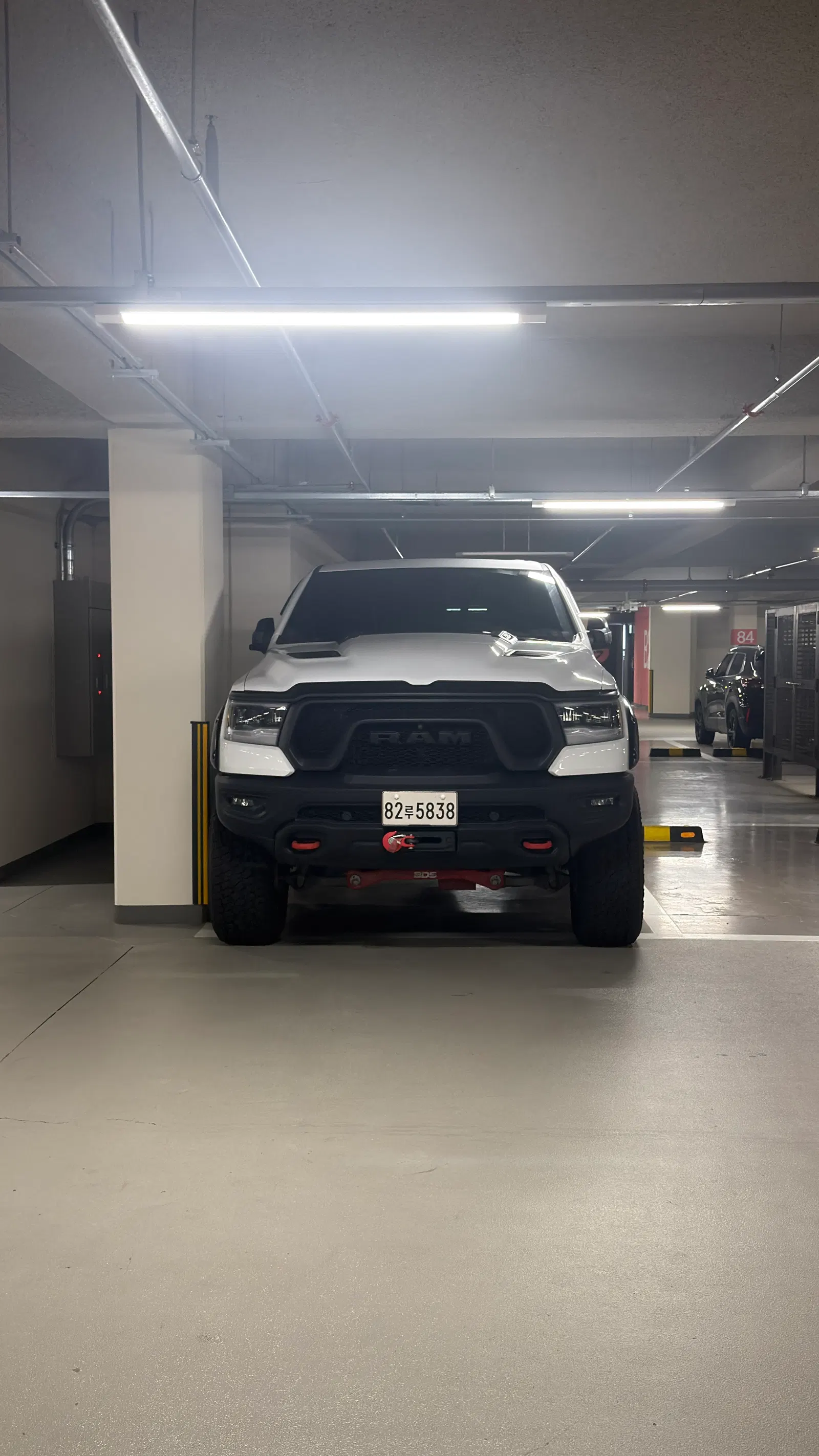 Dodge RAM Pickup 5.7 2020 — photo 1 sur 18