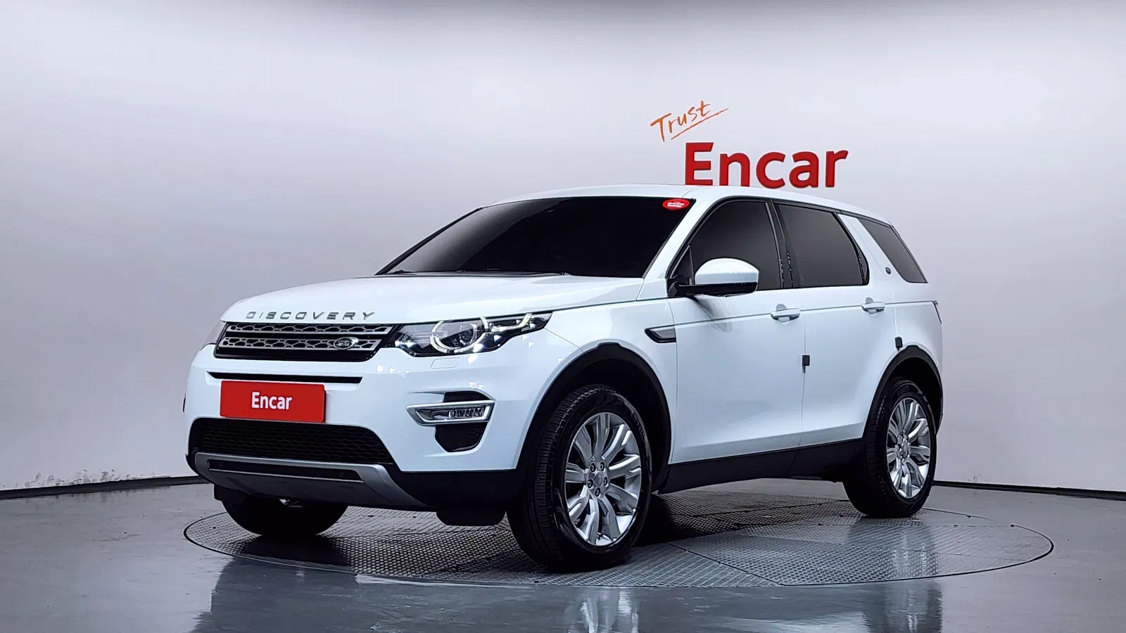 Land Rover Discovery Sport 2.0 TD4 HSE Luxury 2016 — photo 1 sur 26
