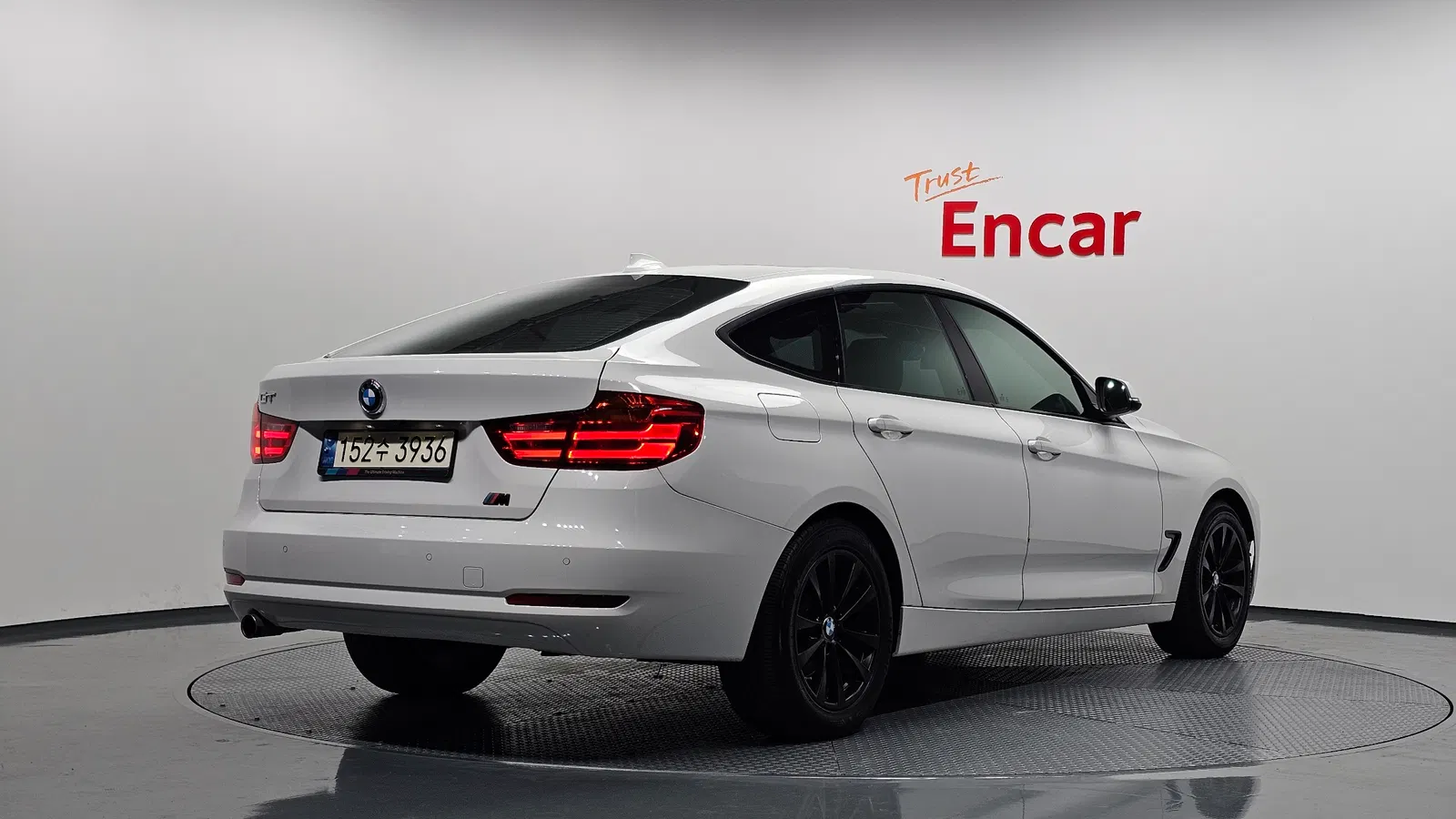 BMW Série 3 GT (F34) GT 320d 2015 — photo 1 sur 35