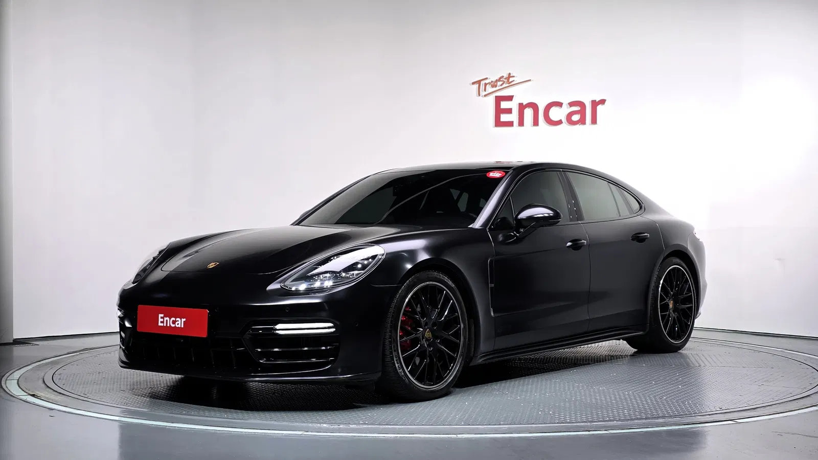 Porsche Panamera (971) 4.0 GTS 2019 — photo 1 sur 39