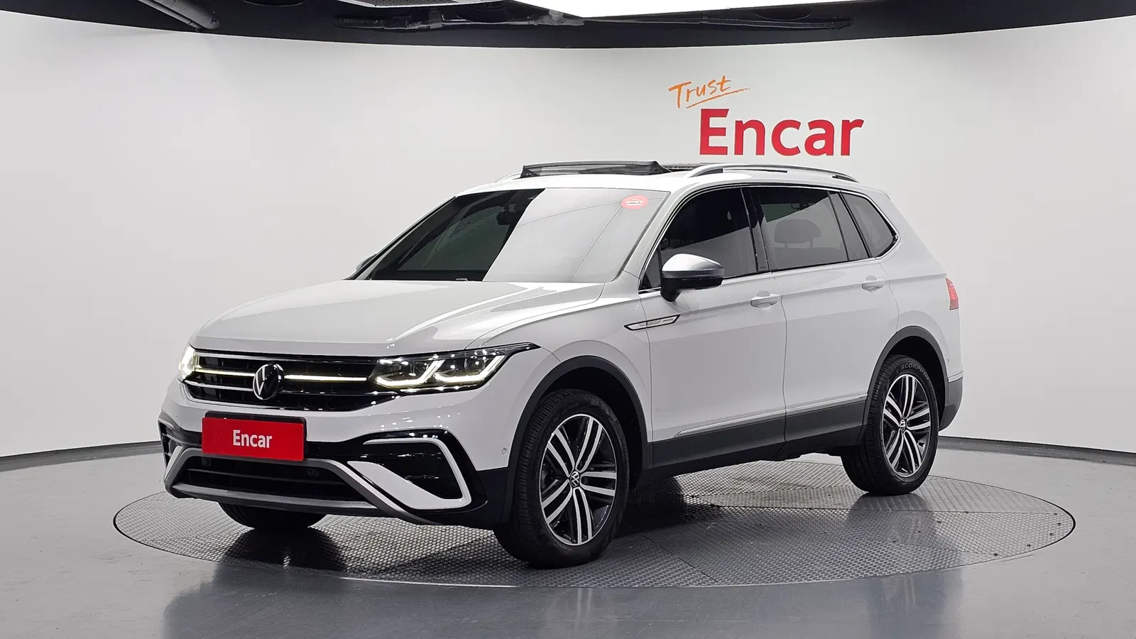 Volkswagen Tiguan Allspace 2.0 TSI Prestige 2023 — photo 1 sur 36