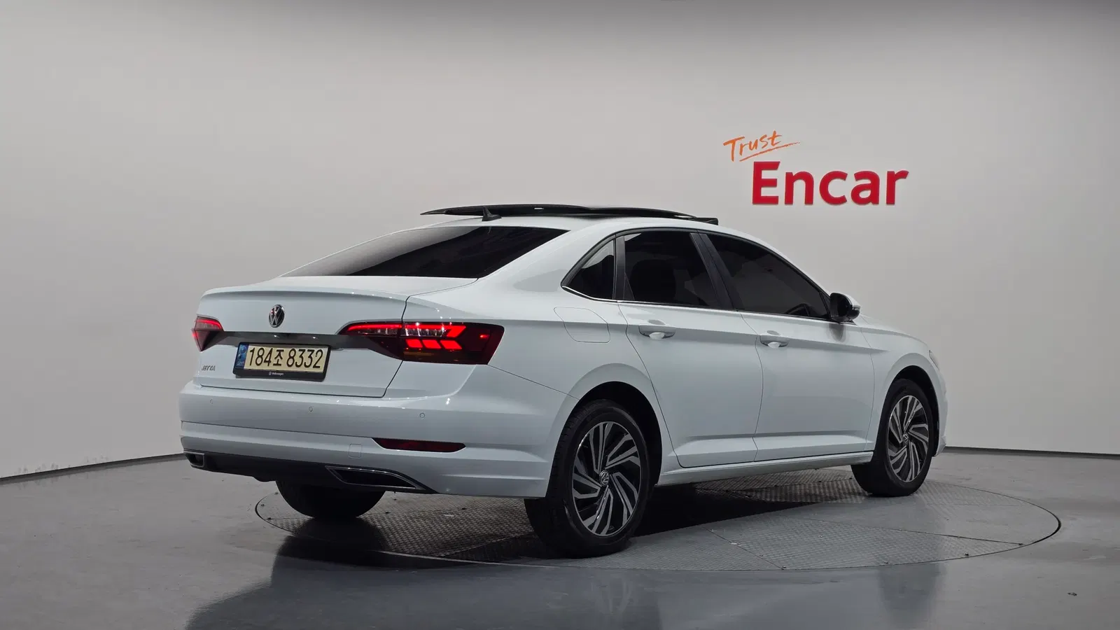 Volkswagen Jetta 7e génération 1.4 TSI Prestige 2021 — photo 1 sur 31