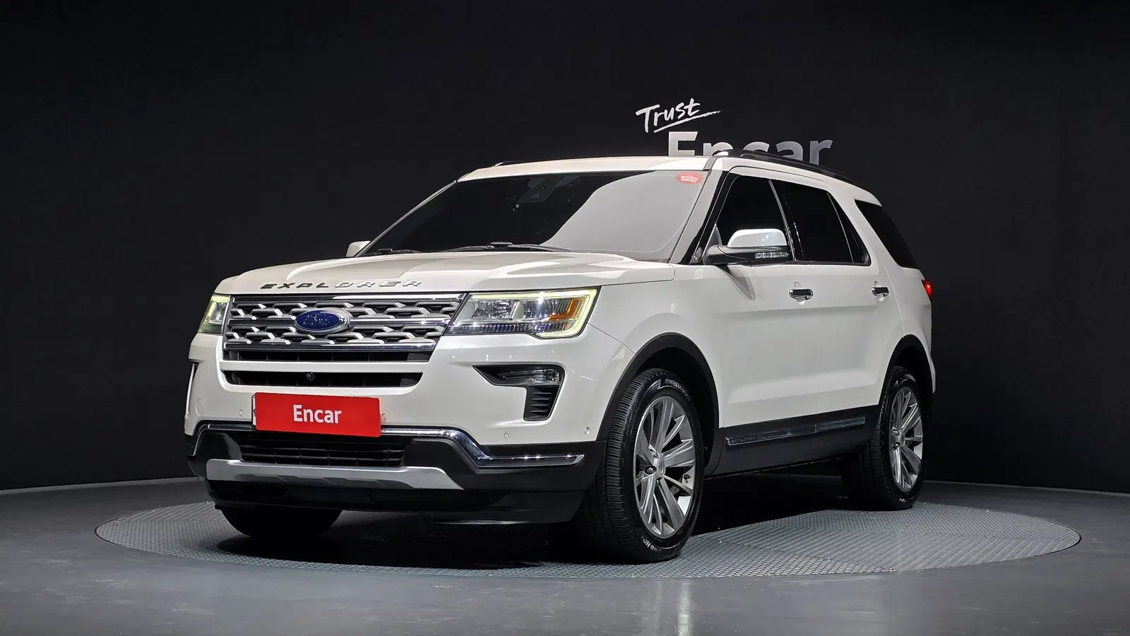 Ford Explorer 2.3 Limited 4WD 2018 — photo 1 sur 36