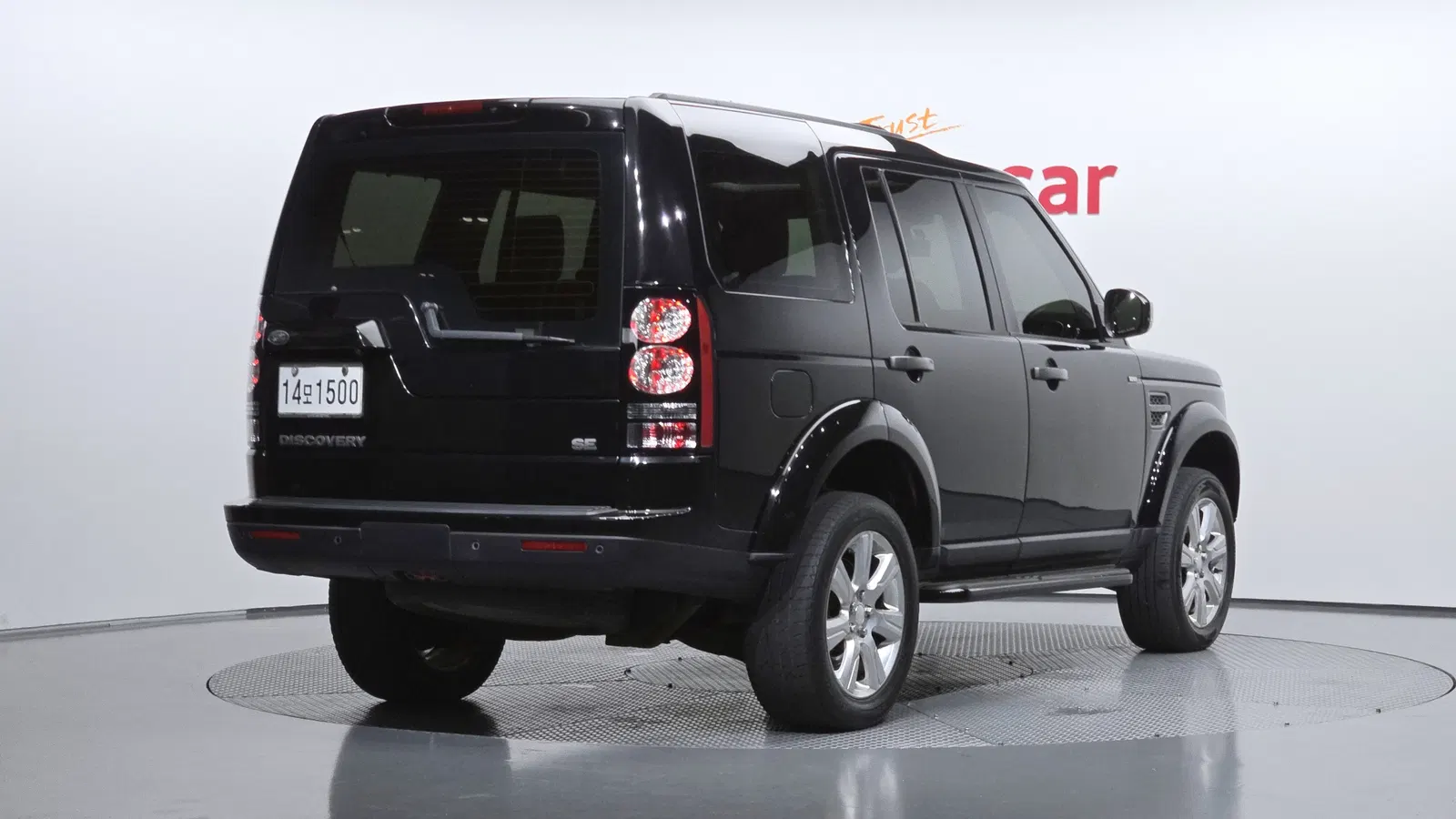 Land Rover Discovery 4 3.0 SDV6 SE 2014 — photo 1 sur 34
