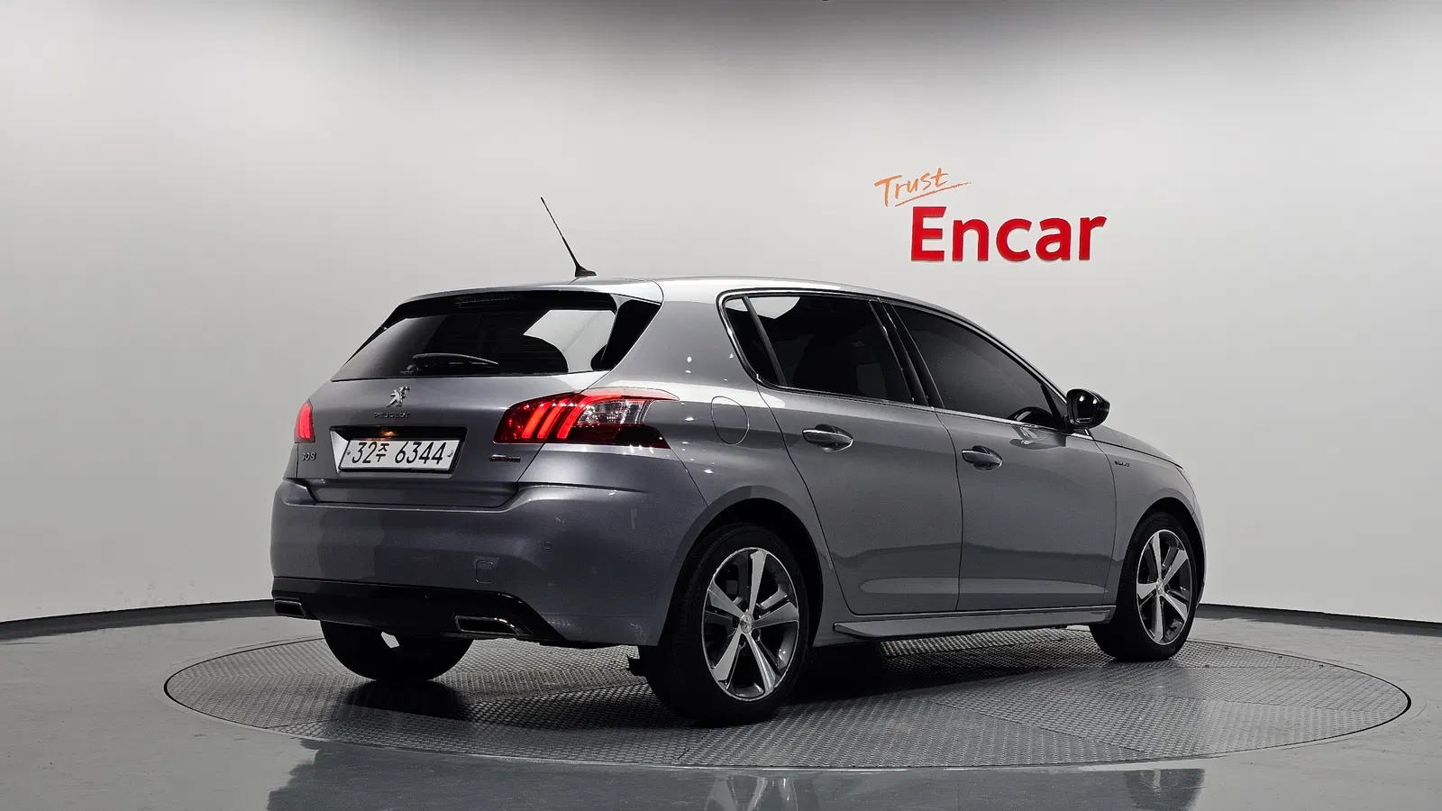 Peugeot 308 2e génération 1.6 BlueHDi GT Line 2018 — photo 1 sur 36