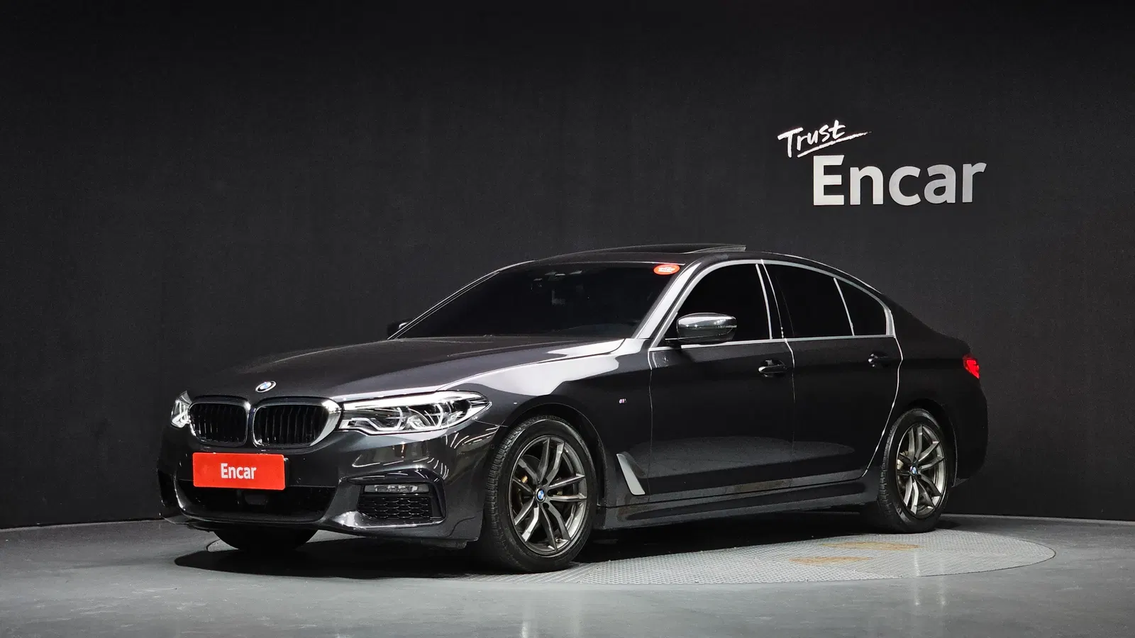 BMW Série 5 (G30) 520i M Sport 2020 — photo 1 sur 20