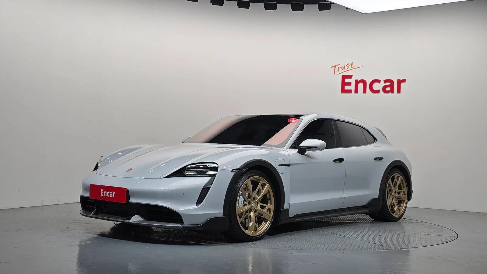 Porsche Taycan Turbo Cross Turismo 2023 — photo 1 sur 20