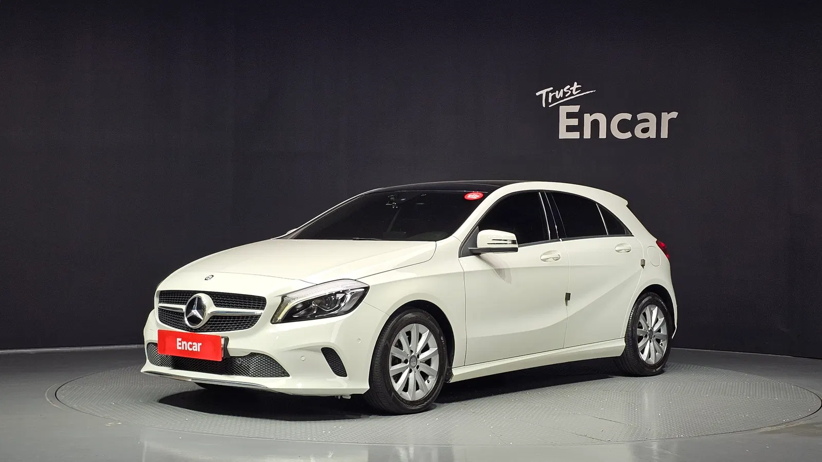 Mercedes-Benz Classe A A200 (W176) 2017 — photo 1 sur 20