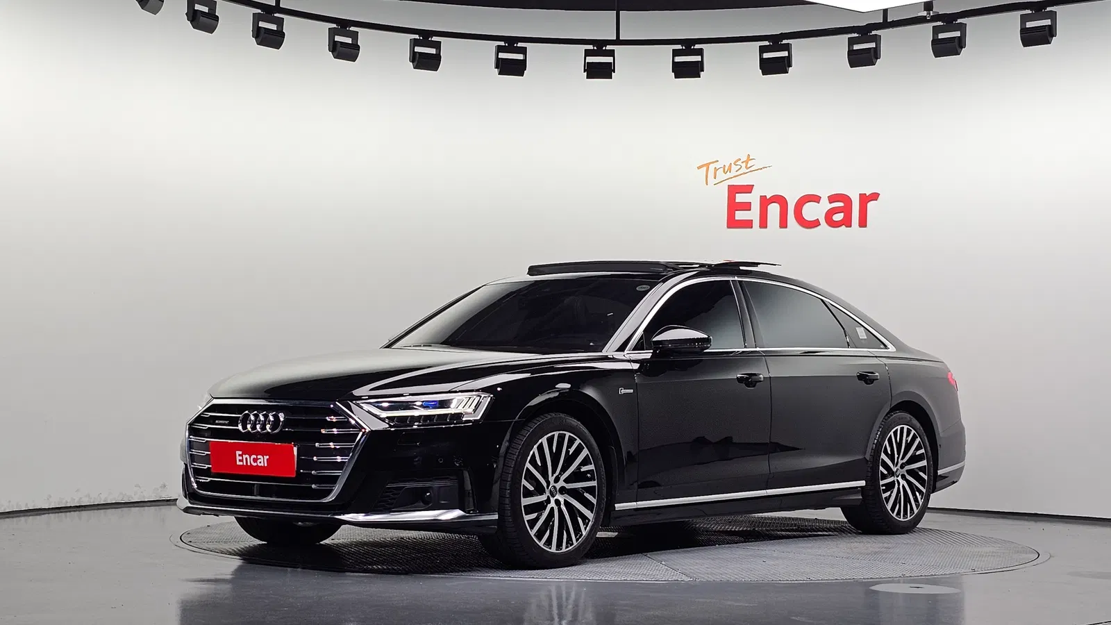 Audi A8 (D5) 55 TFSI Quattro LWB 2021 — photo 1 sur 20