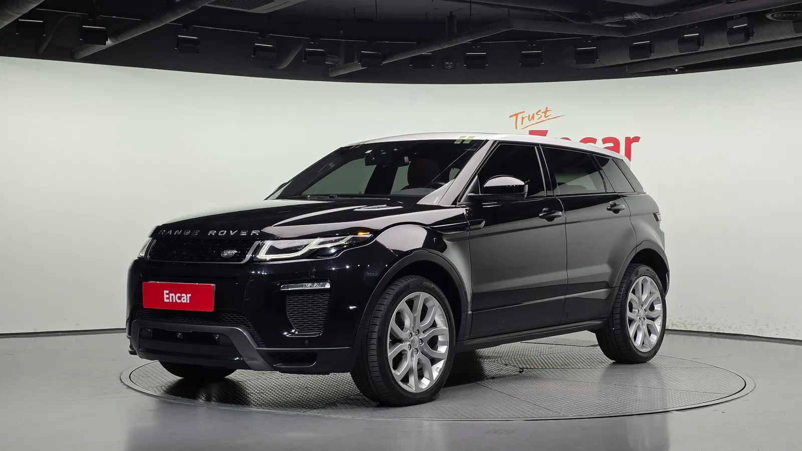 Land Rover Range Rover Evoque 2.0 TD4 HSE Dynamic 2016 — photo 1 sur 20