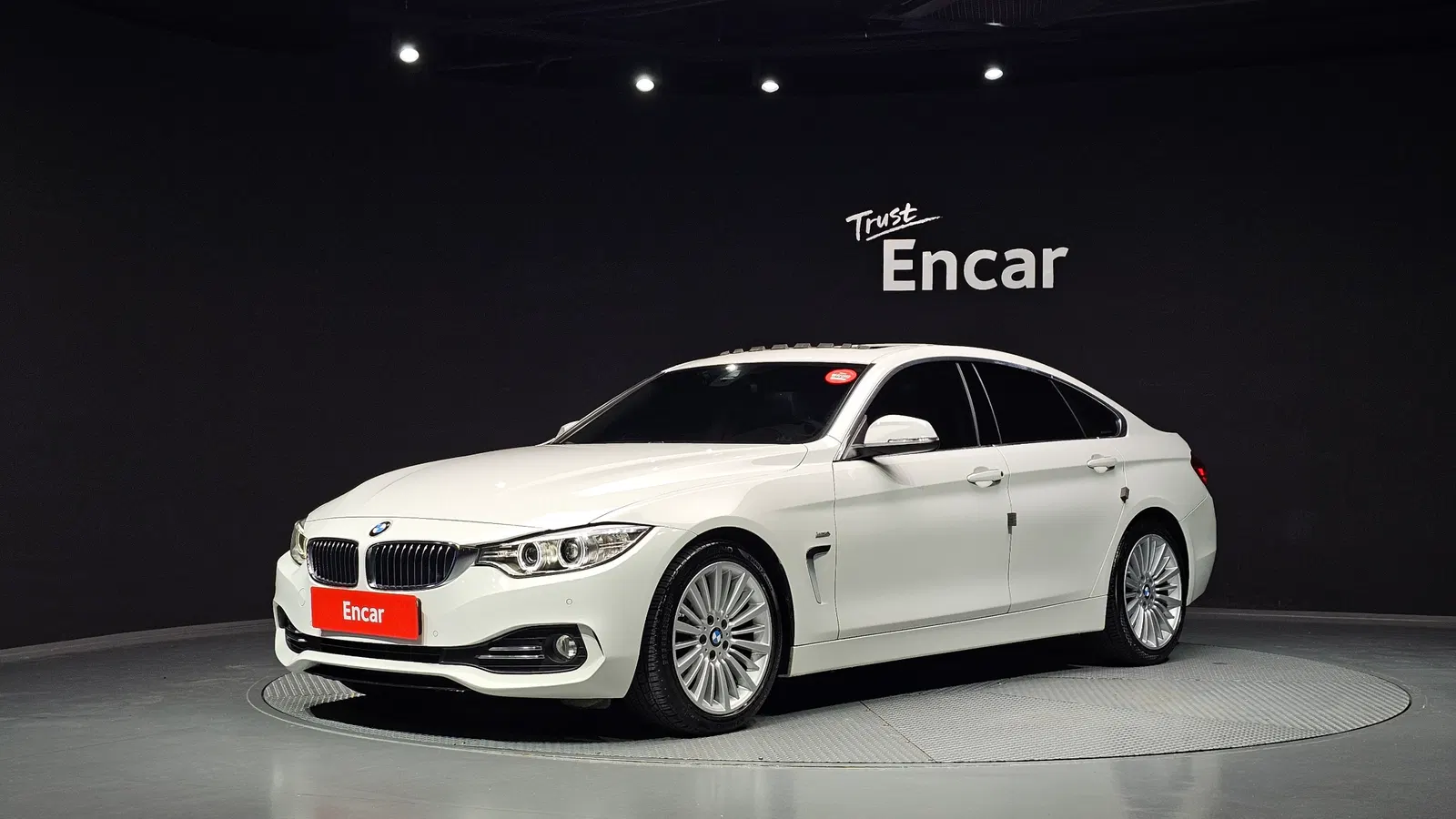 BMW Série 4 (F32) 420d Luxury GranCoupé 2017 — photo 1 sur 20