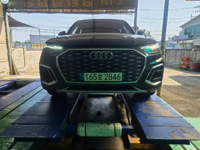 Audi Q5 (FY) 45 TFSI Quattro Sportback Premium 2021 — photo 1 sur 7