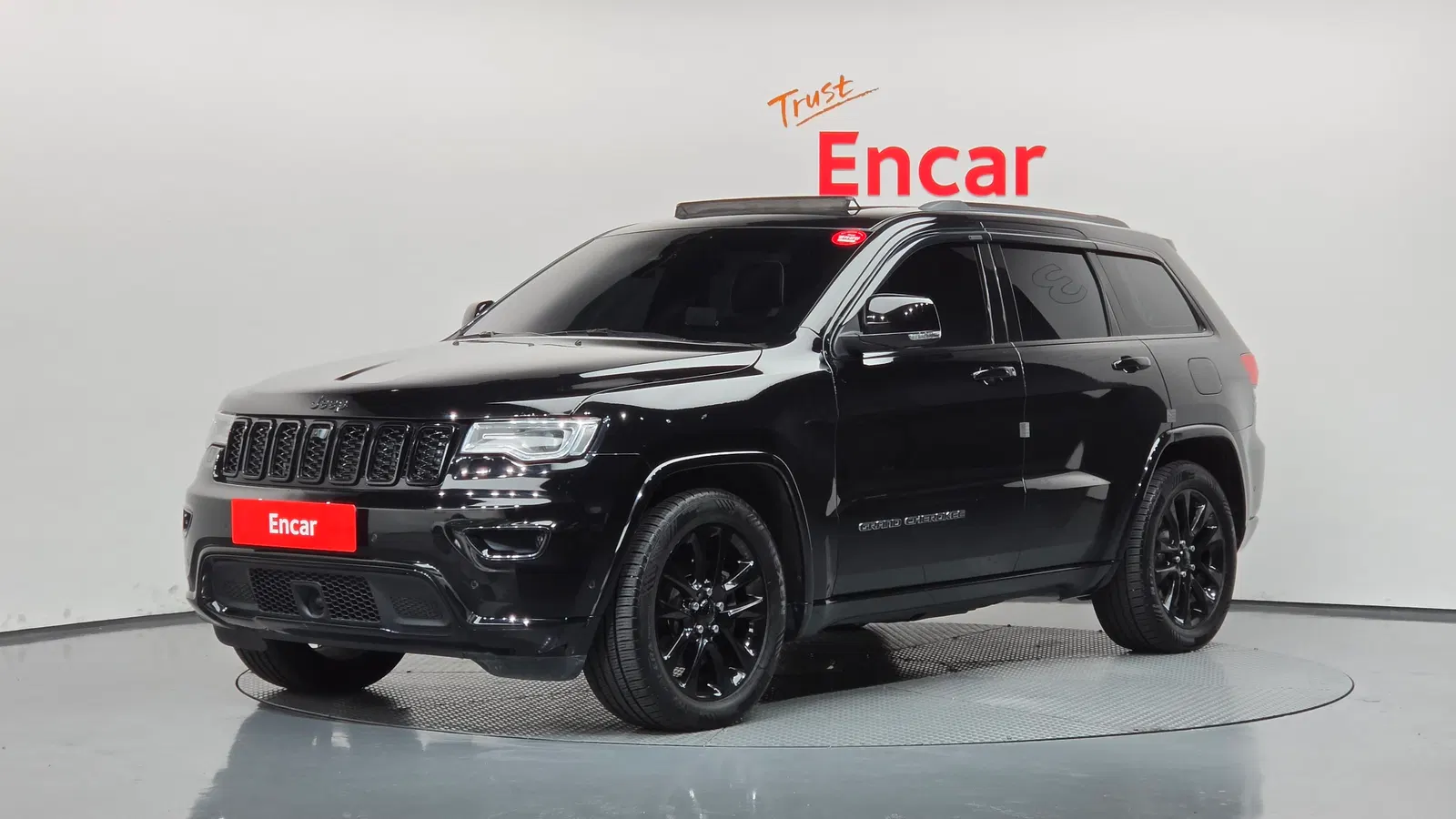 Jeep Grand Cherokee 3.6 Overland 2017 — photo 1 sur 20