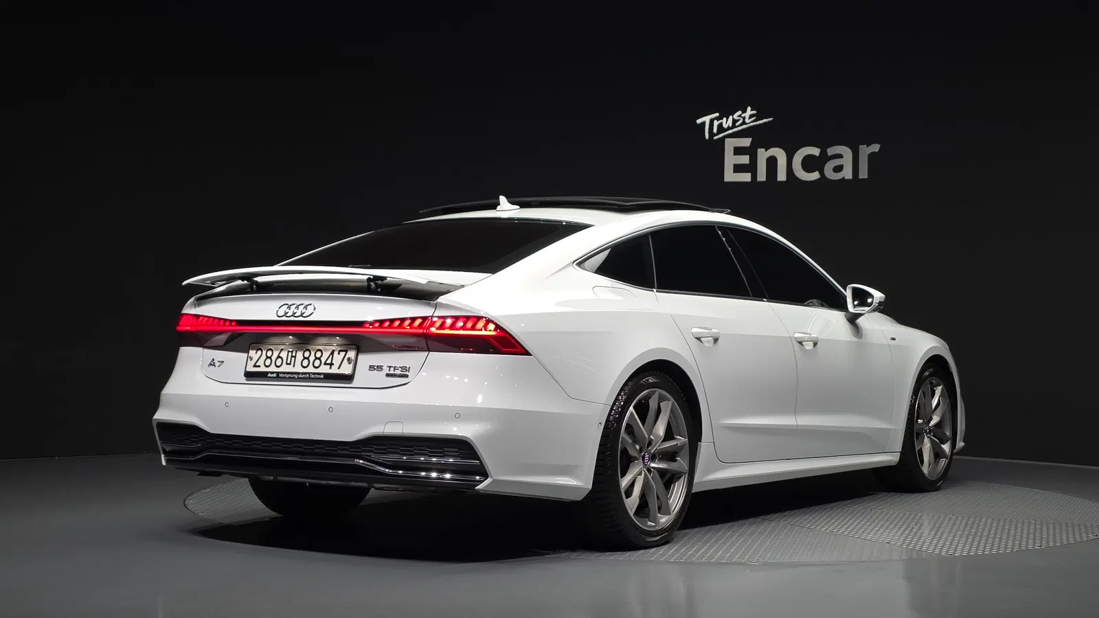 Audi A7 (4K) 55 TFSI Quattro Premium 2020 — photo 1 sur 34