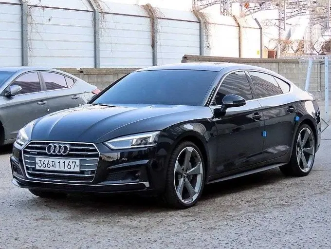 Audi A5 (F5) 45 TFSI Quattro Premium Sportback 2019 — photo 1 sur 26