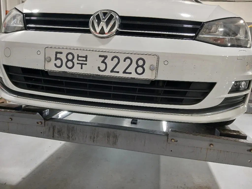 Volkswagen Golf 7e génération 1.4 TSI Premium 2014 — photo 1 sur 7