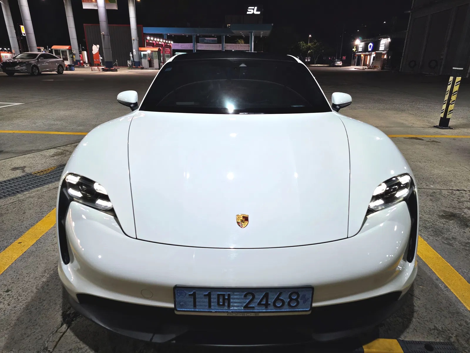 Porsche Taycan 4S 2021 — photo 1 sur 24