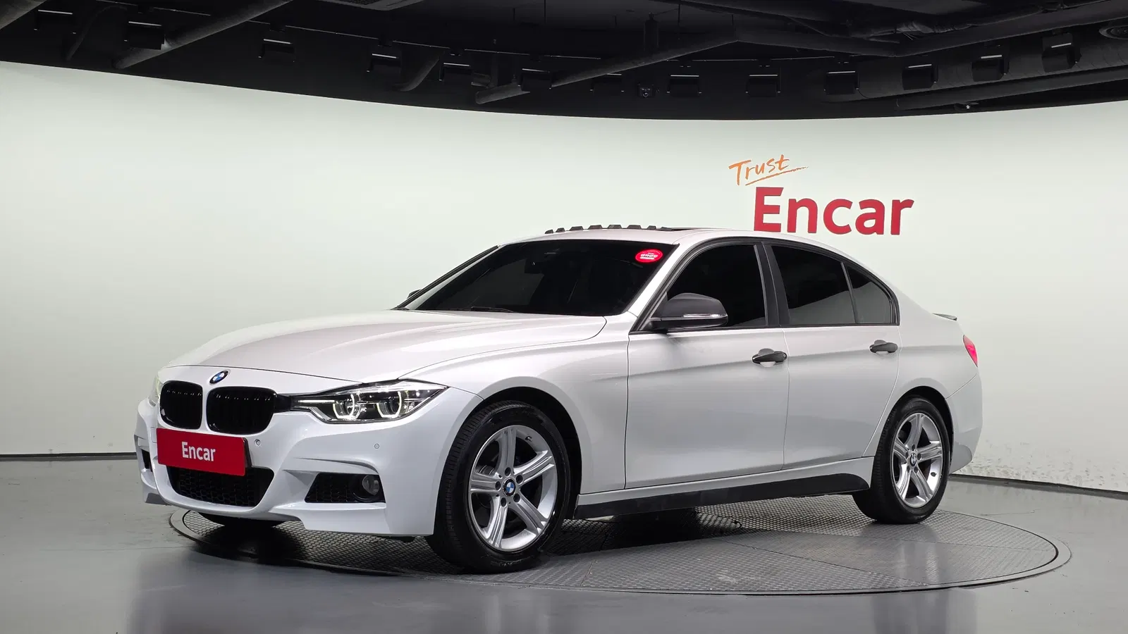 BMW Série 3 (F30) 320d 2017 — photo 1 sur 20
