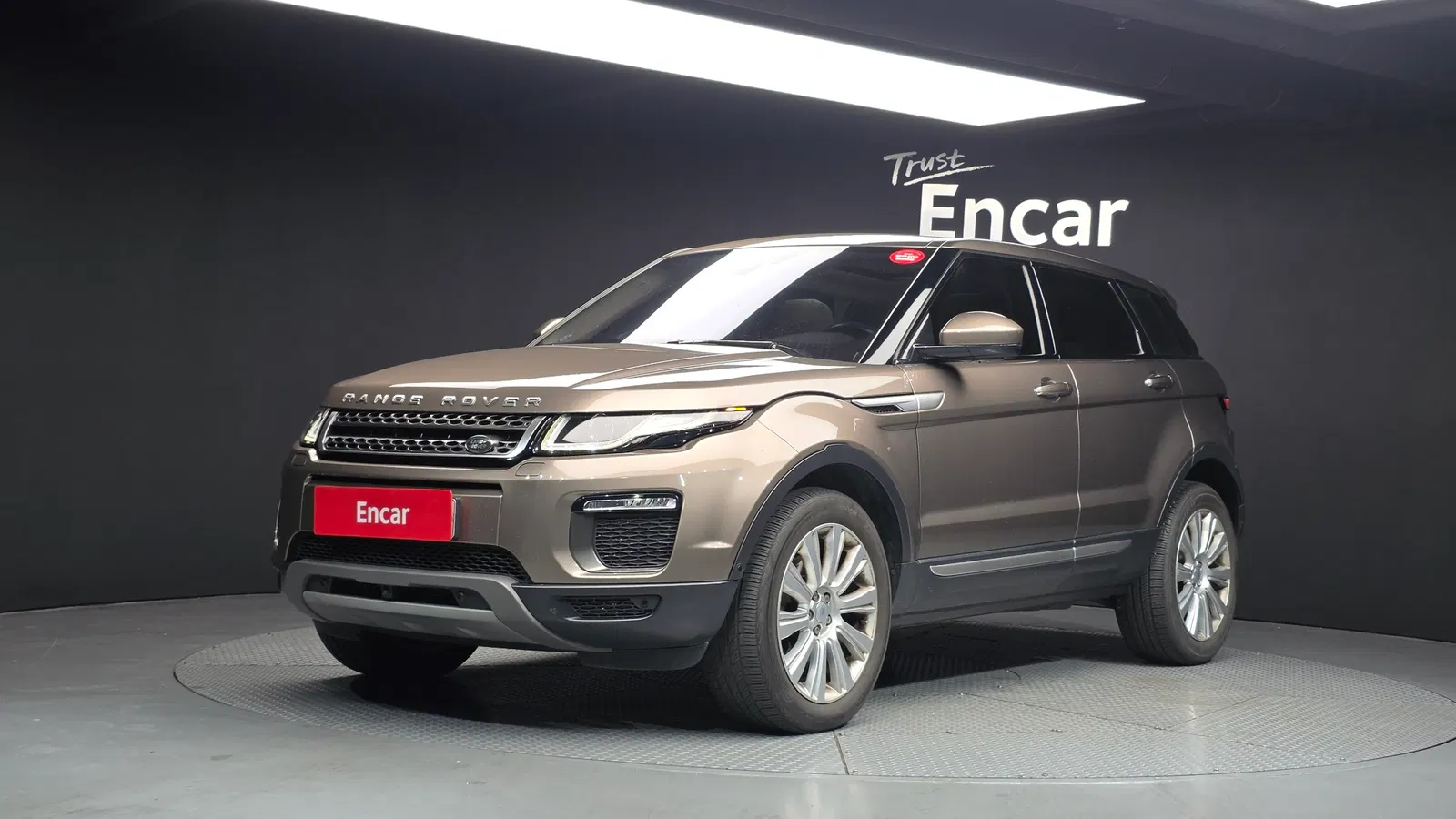 Land Rover Range Rover Evoque 2.0 TD4 HSE 2016 — photo 1 sur 20