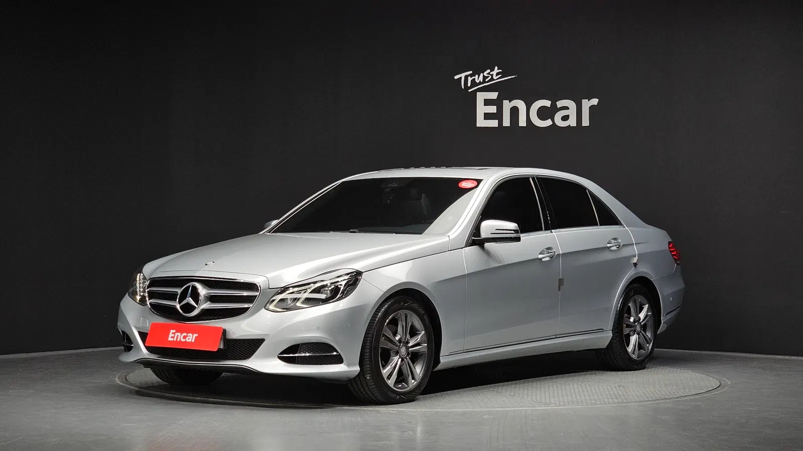 Mercedes-Benz Classe E E220 BlueTEC Avantgarde (W212) 2016 — photo 1 sur 20