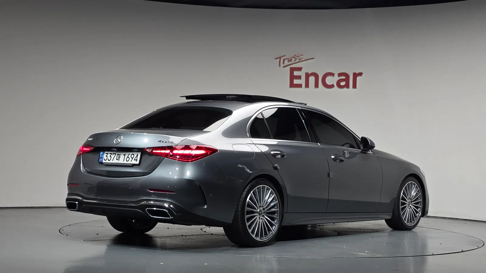 Mercedes-Benz Classe C AMG Line · C300 4MATIC (W206) 2023 — photo 1 sur 34