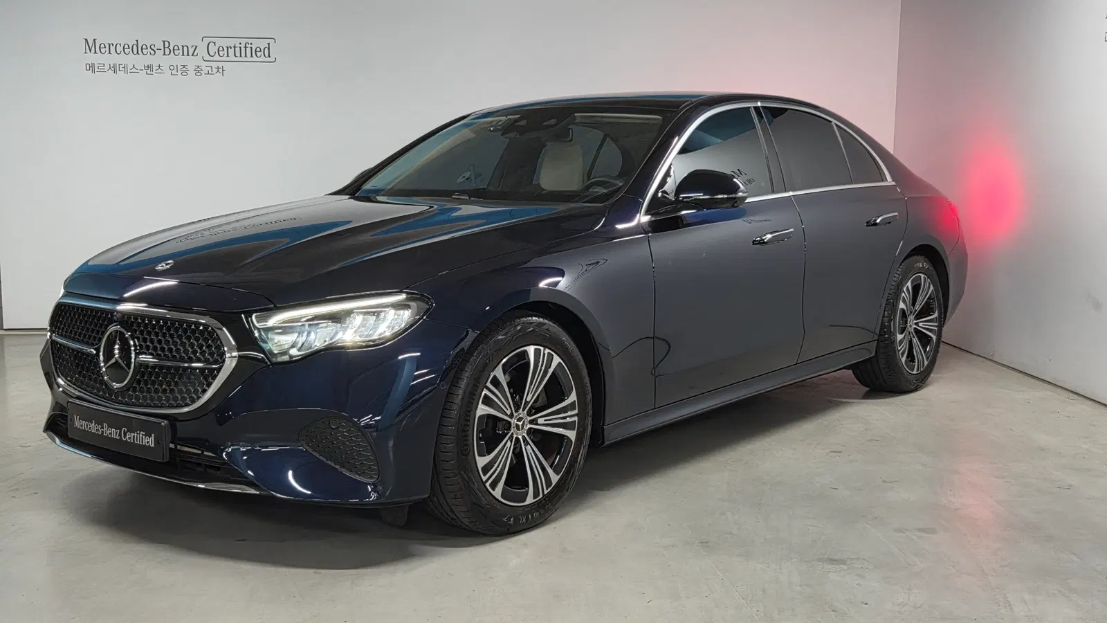 Mercedes-Benz Classe E E200 Avantgarde (W214) 2025 — photo 1 sur 26