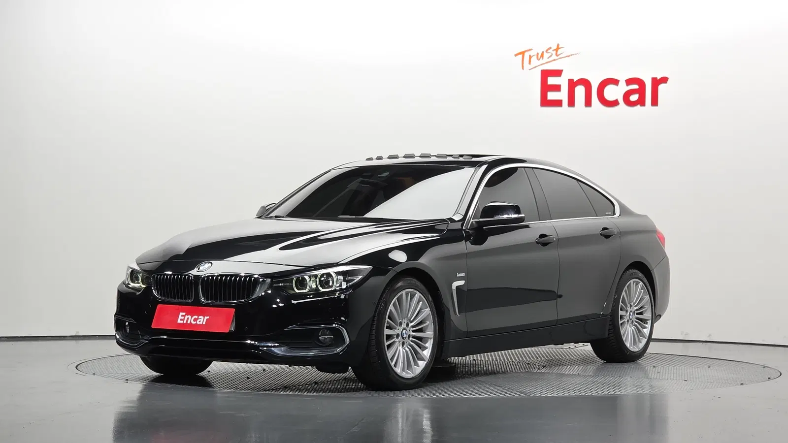 BMW Série 4 (F32) 420d Luxury GranCoupé 2018 — photo 1 sur 20