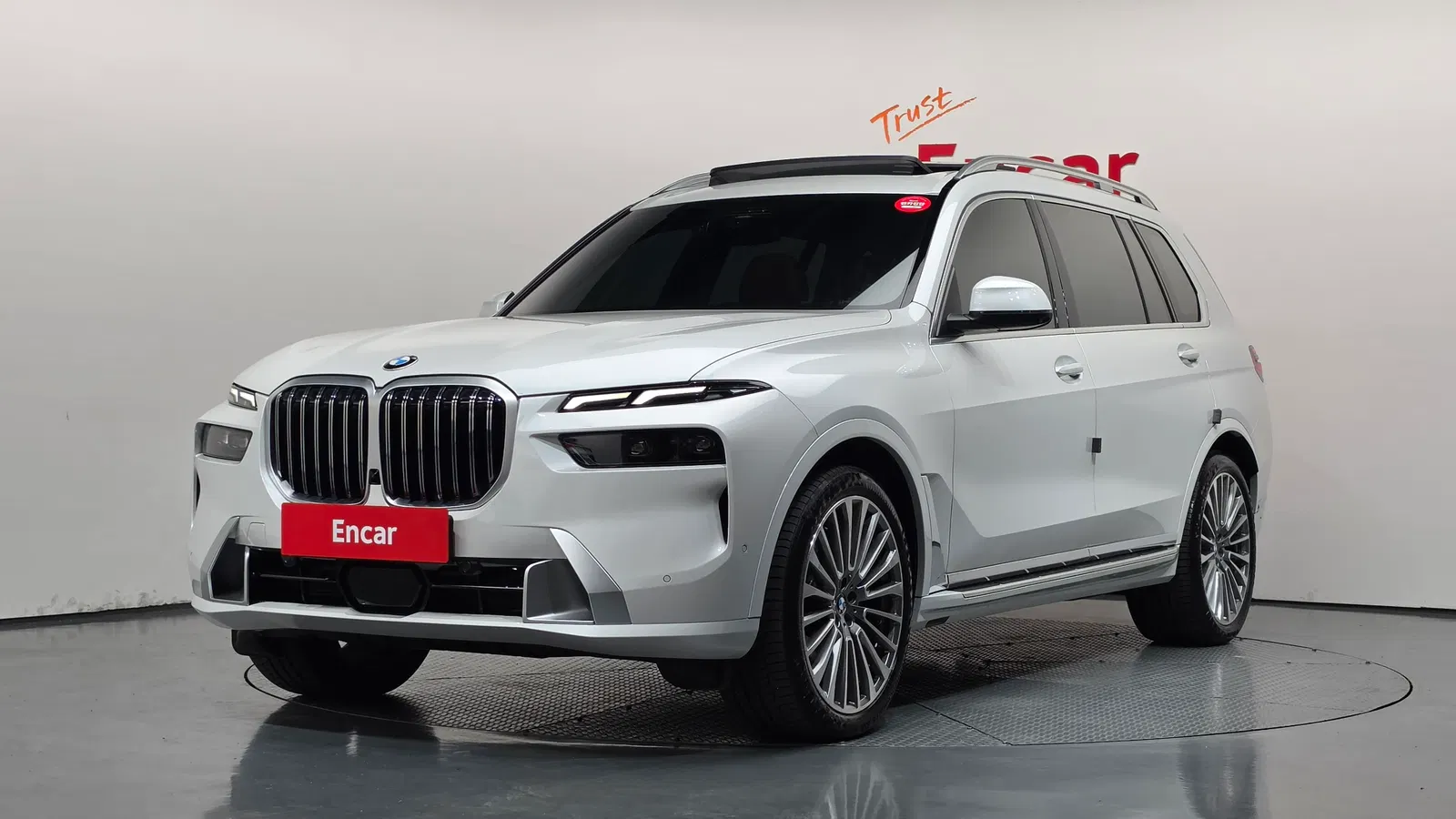 BMW X7 (G07) xDrive 40i Design Pure Excellence 7 places 2024 — photo 1 sur 37