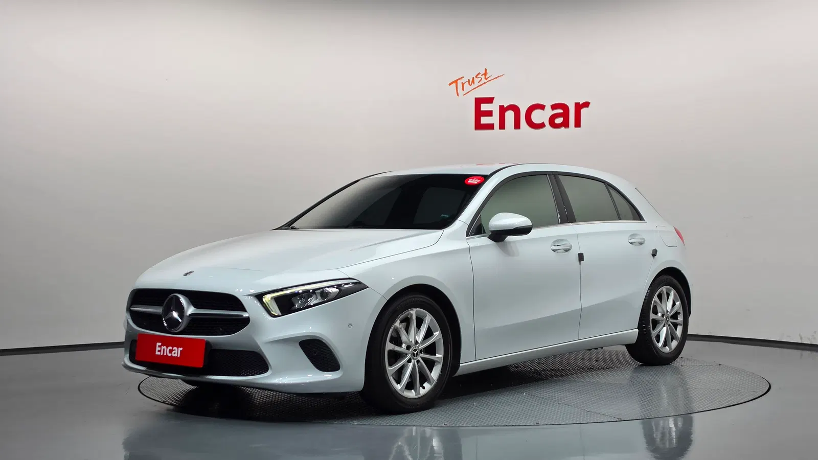 Mercedes-Benz Classe A A220 5 portes (W177) 2019 — photo 1 sur 30