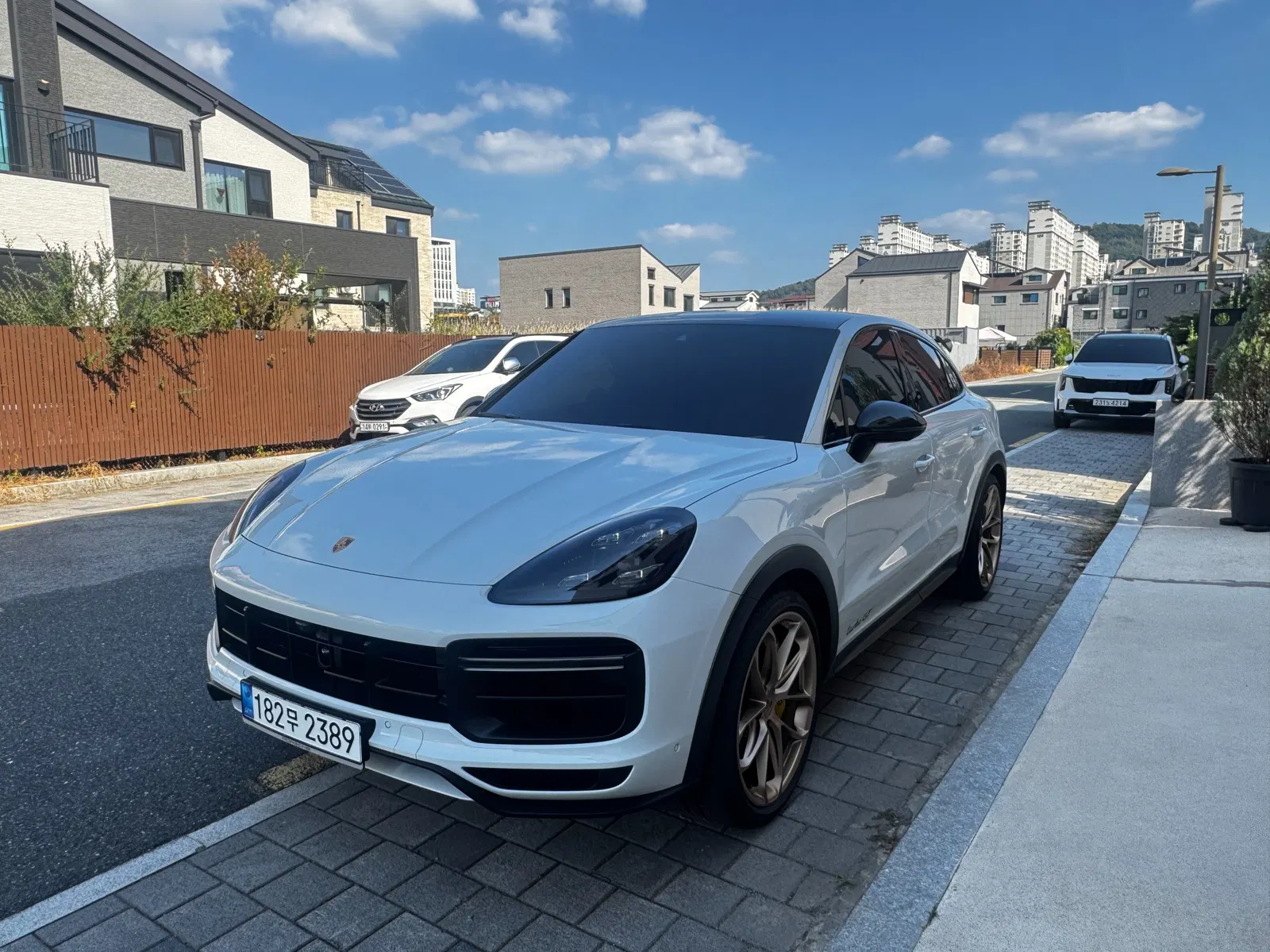 Porsche Cayenne (PO536) 4.0 Turbo GT Coupé 2022 — photo 1 sur 23