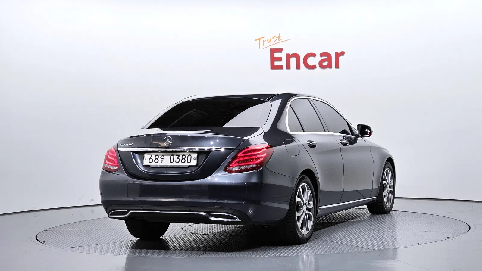 Mercedes-Benz Classe C C220 d Avantgarde (W205) 2016 — photo 1 sur 31