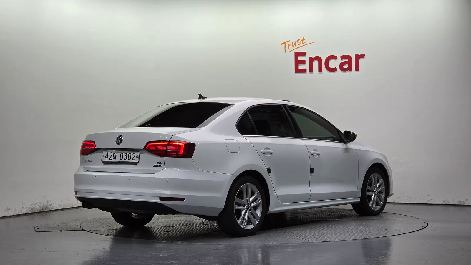 Volkswagen Jetta 2.0 TDI BlueMotion Premium 2015 — photo 1 sur 30