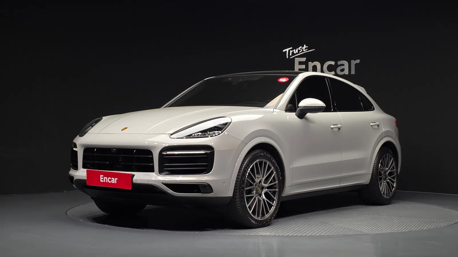 Porsche Cayenne (PO536) 3.0 Coupé Platinum Edition 2023 — photo 1 sur 20