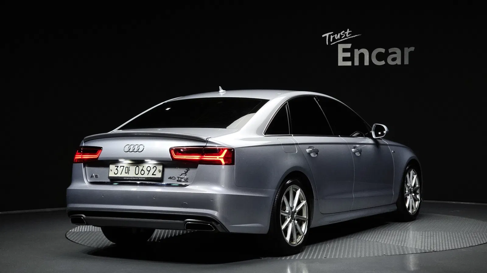 Audi A6 40 TFSI Quattro Sport 2016 — photo 1 sur 32